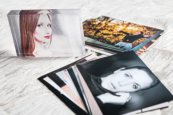 Foto eines Bildpakets und Acrylglas Block mit Portrait